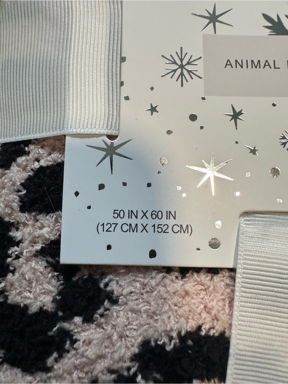 Fuzzy Leopard Blanket 50x60 NWT - Picture 3 of 4